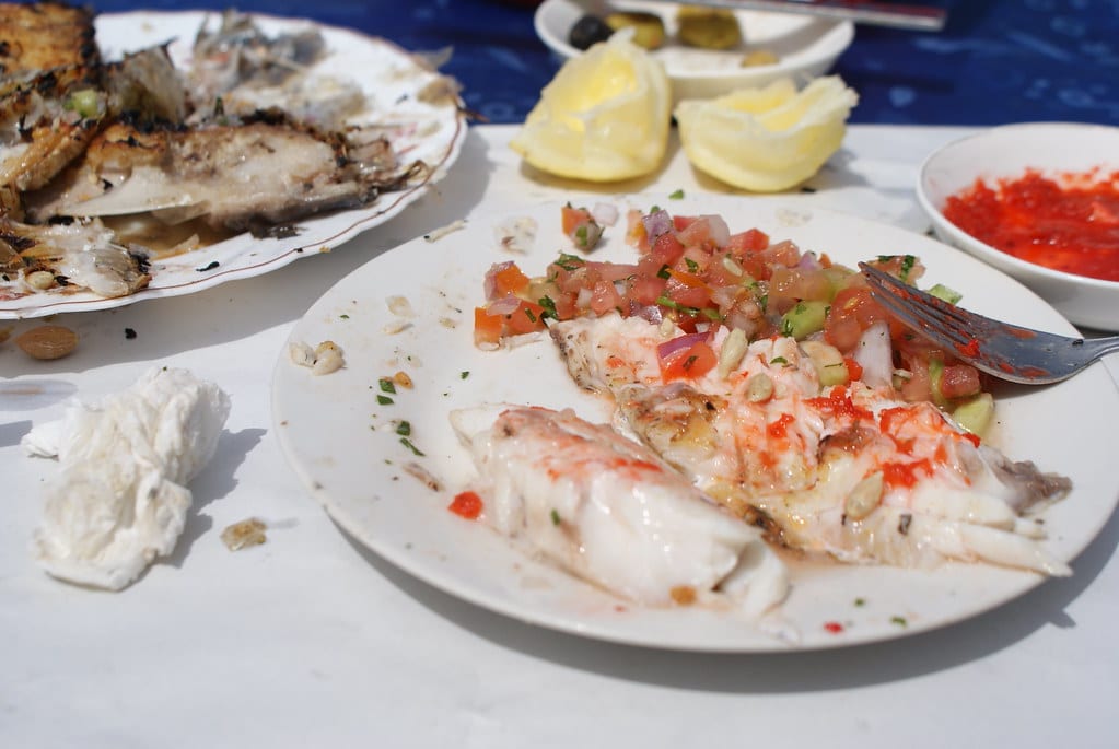 Restaurant à Essaouira : > Une bonne dorade grillée + salade marocaine = Du bonheur en barre