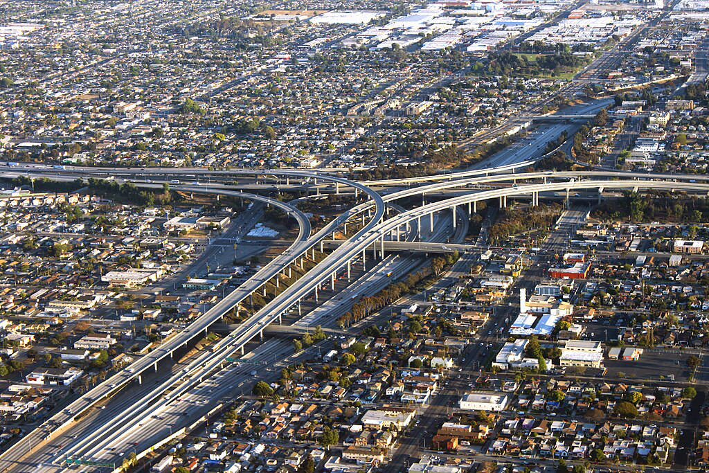 Autoroutes 110 et 105 à Los Angeles - Photo de Prayitno -Licence ccby 2.0