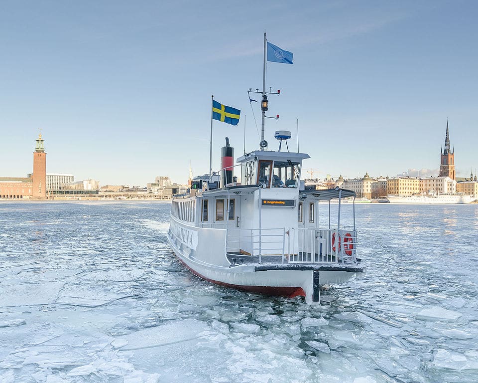Transport original à Stockholm : Le ferry ! Photo d'Arild Vågen