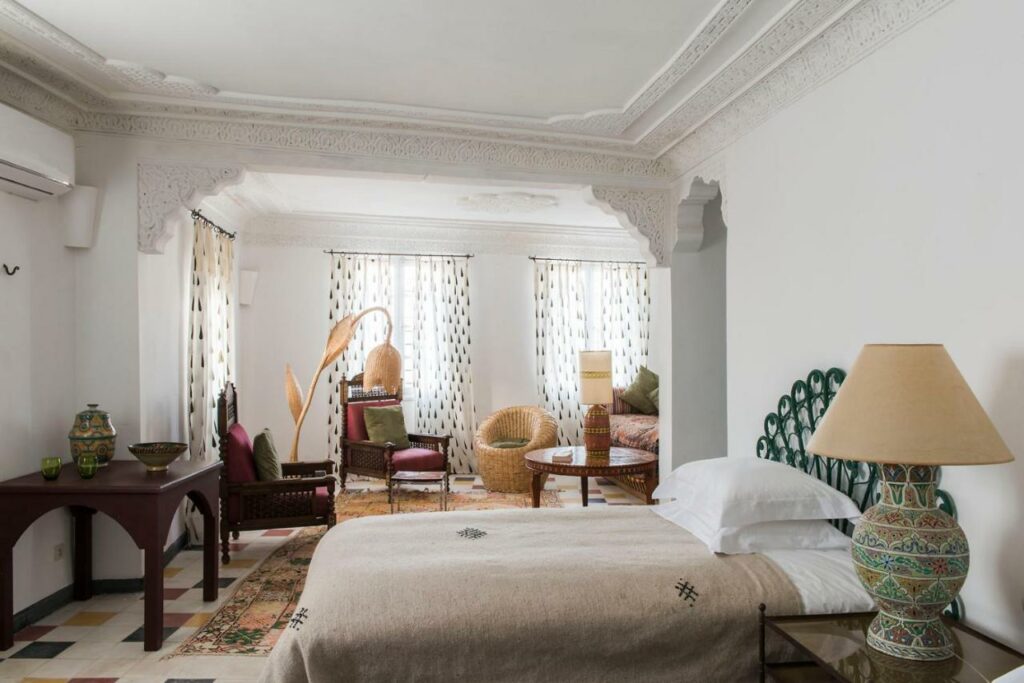 Chambre du Riad Jardin Des Biehn à Fès.