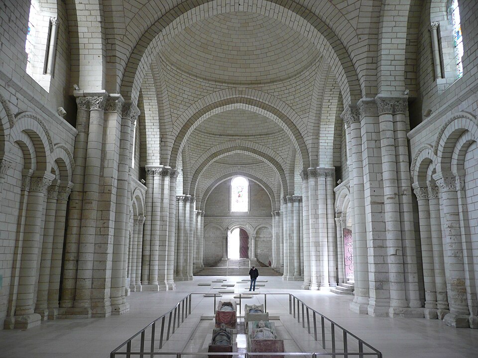 Intérieur de l'Abbaye de Fontevraud - Photo de Romain Breget - Licence ccbysa 3.0