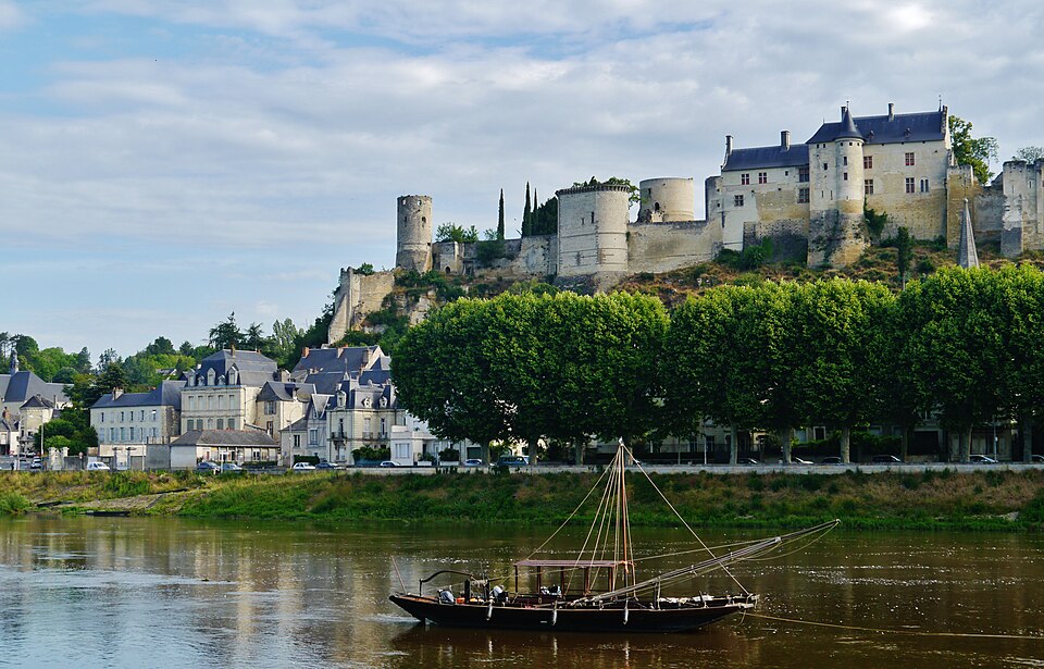 Chateau de Chinon surplombant la Loire - Photo de Zairon - Licence ccbysa 4.0