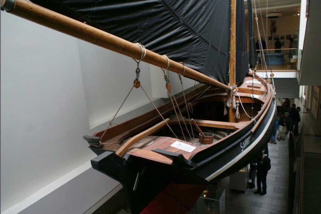 Hooker, voilier typique de Galway au musée de la ville.