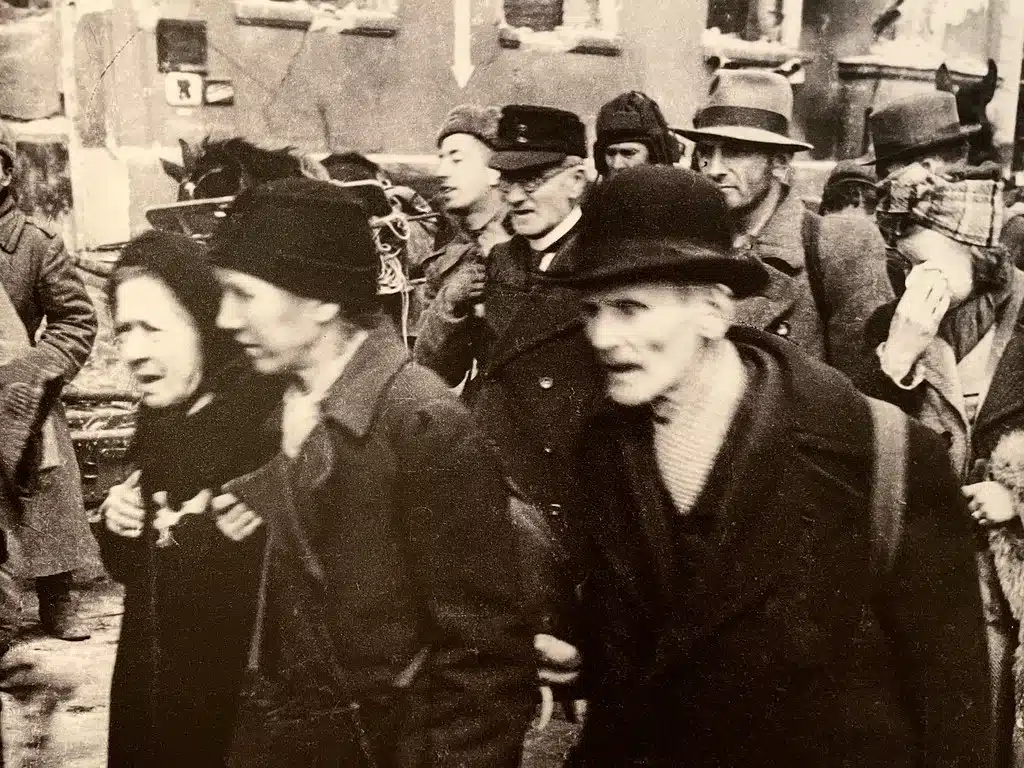 Déportation de la population allemande de Dantzig en 1945.