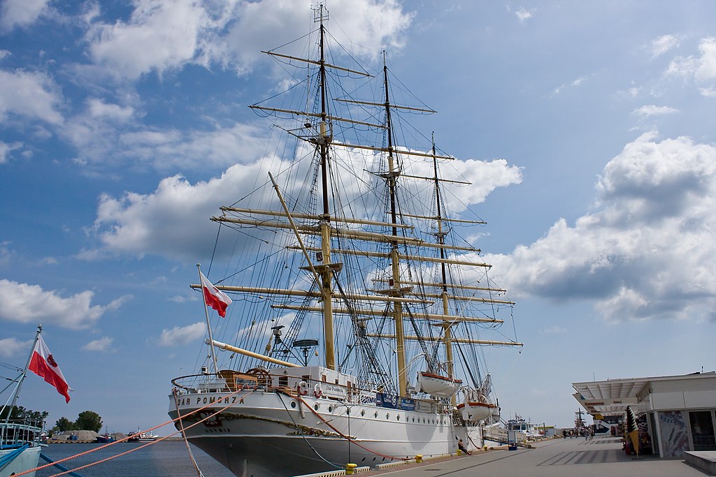 Navire école Dar Pomorza et aujourd'hui navire musée à Gdynia - Photo de Jacek Nowak - Licence ccbysa 3.0