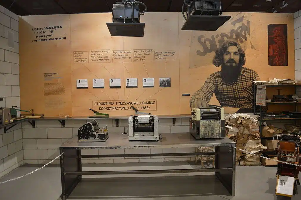 Dans le centre européen Solidarnosc (Solidarité) à Gdansk - Photo de Wojciech Pedzich - Licence ccbysa 4.0