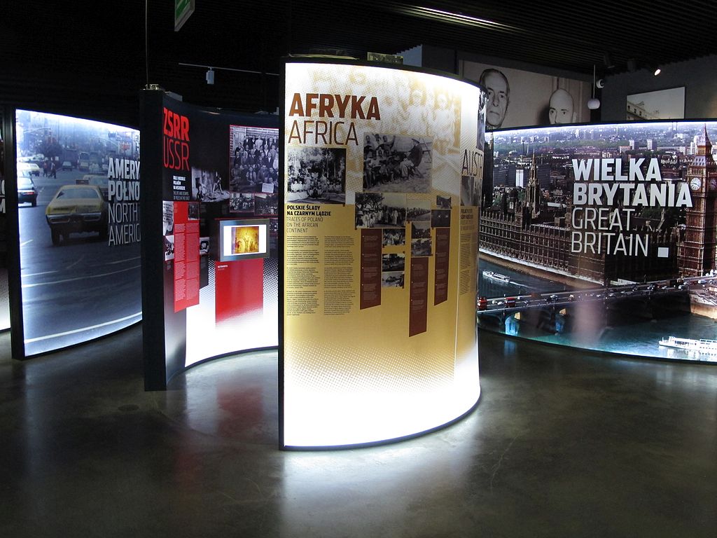 Dans le Musée de l'émigration à Gdynia - Photo d'Andrzej Otrebski - licence ccbysa 4.0