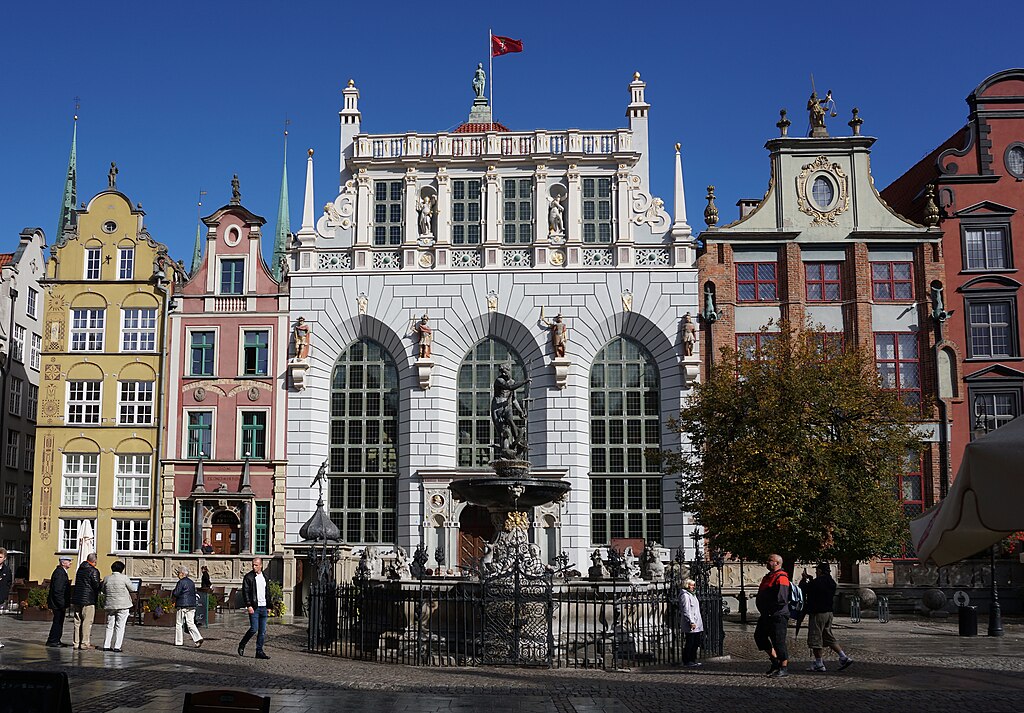 Cour d'Artus dans la Vieille Ville, partie du musée de la ville de Gdansk - Photo de Gyddanyzc - Licence c0
