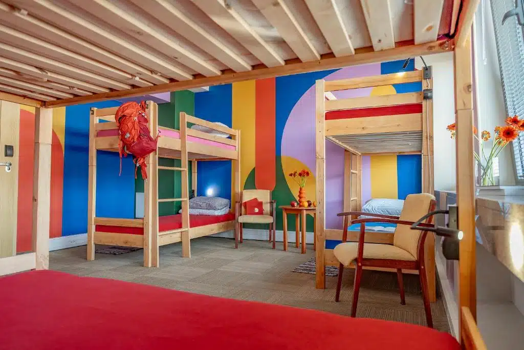 Dortoir de l'auberge Szafarnia à Gdansk.