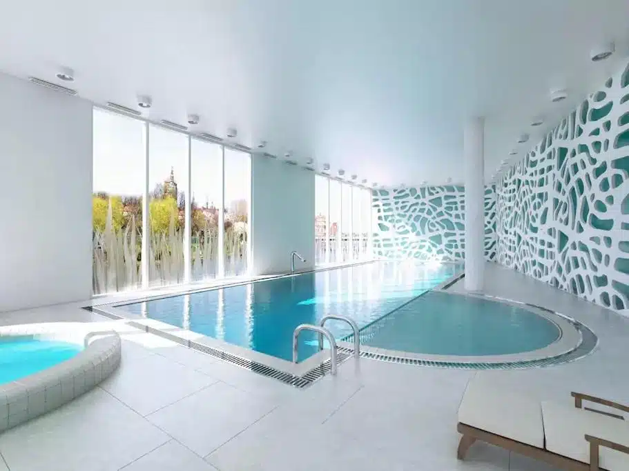 Piscine de l'auberge Waterlane Island Hostel à Gdansk.