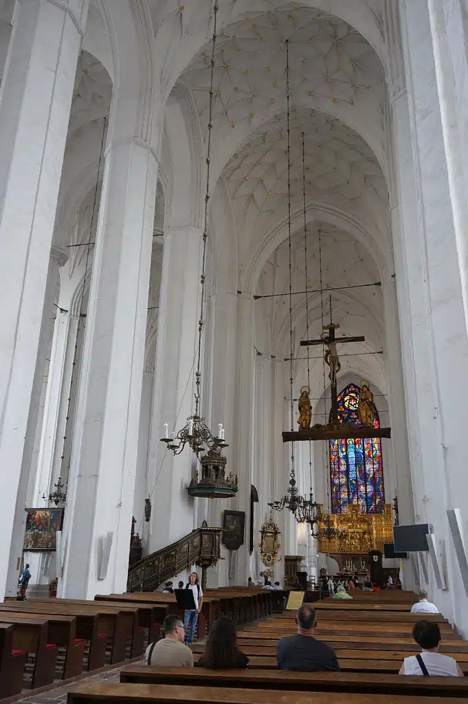 Dans la Basilique Sainte Marie de Gdansk.