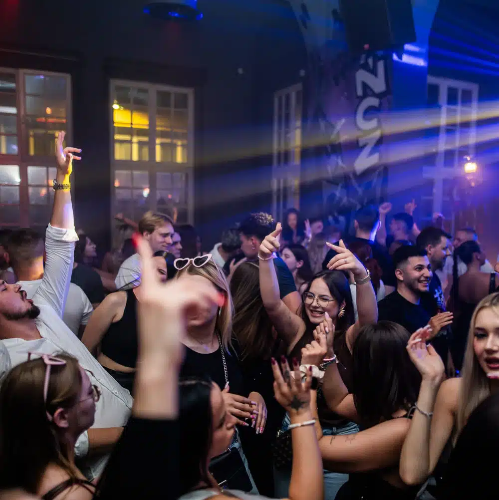 Soirée au Club étudiant Kwadratowa à Gdansk.