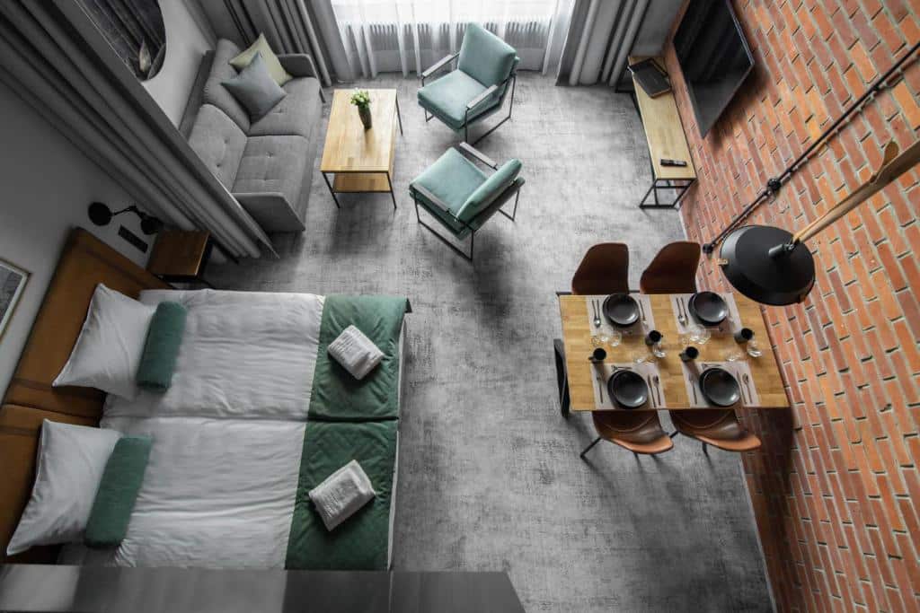 Dans l'hotel Montownia loft à Gdansk.