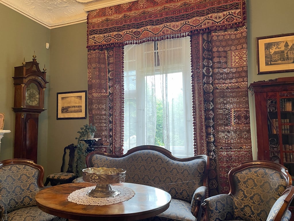 Salon du Musée de Sopot (Villa d'Ernst August Claaszen) dédié à l'histoire de la ville.