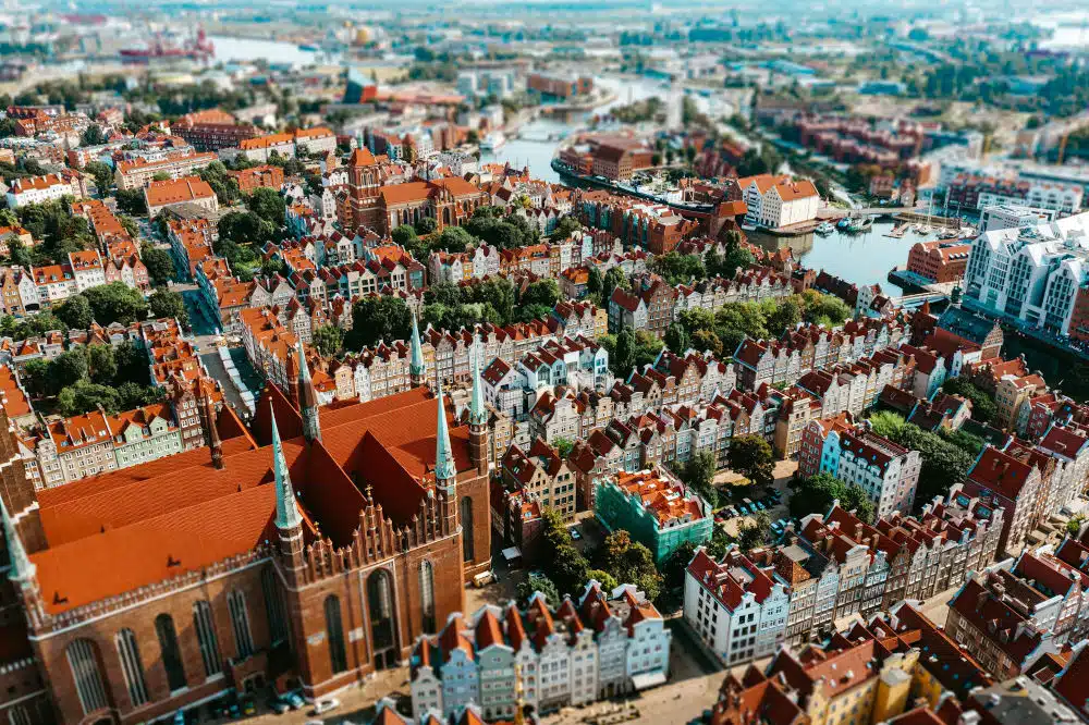 Vue aerienne du centre historique de Gdansk - Photo de Sebastian Huber