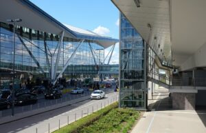 Aéroport de Gdańsk : Comment rejoindre le centre ? Sopot ou Gdynia ?