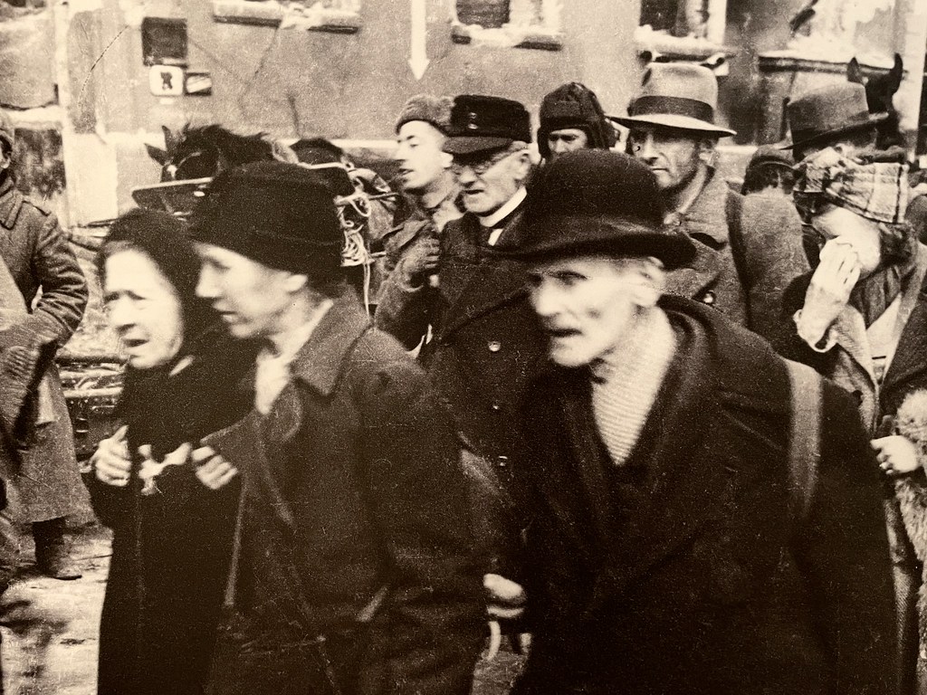 Déportation de la population allemande de Dantzig en 1945.