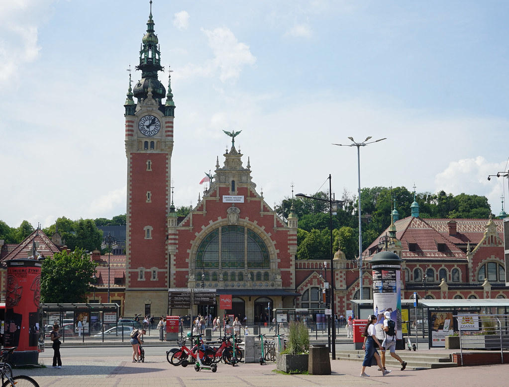 Transports en commun à Gdansk, Sopot, Gdynia : Train, bus et tramway