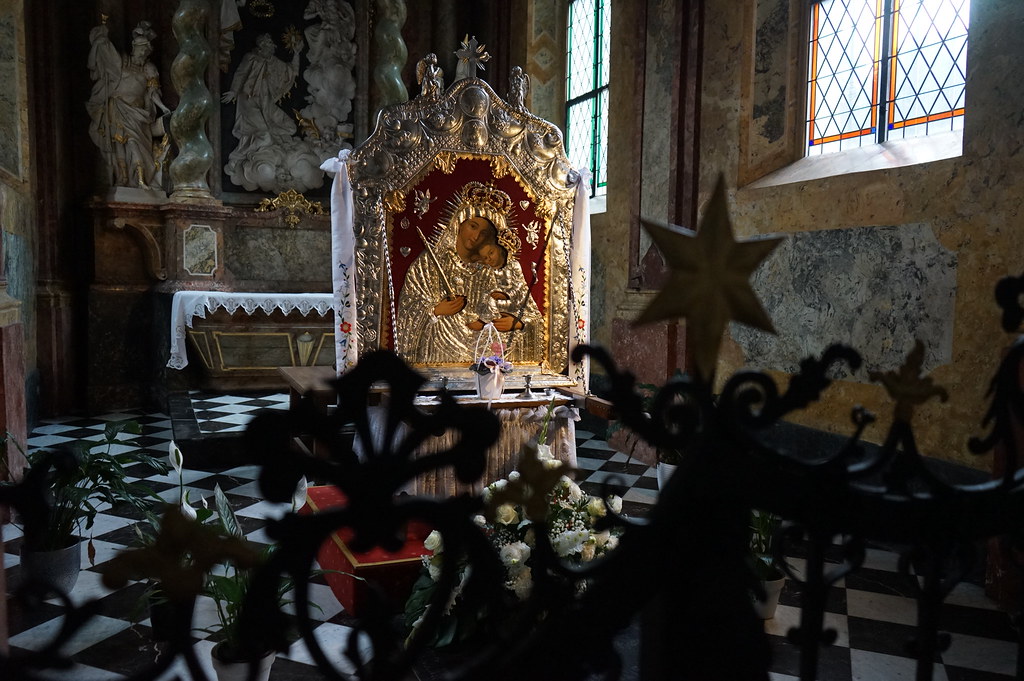 Icone de la Vierge Marie dans une chapelle de la Cathédrale d'Oliwa à Gdansk.