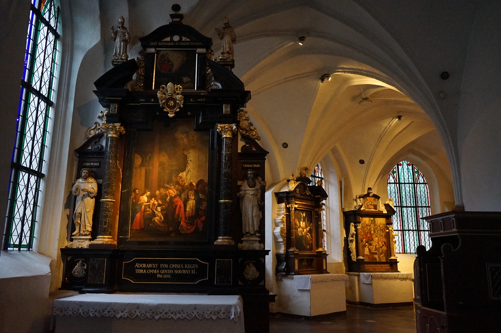 Chapelles latérales de la Cathédrale d'Oliwa à Gdansk.