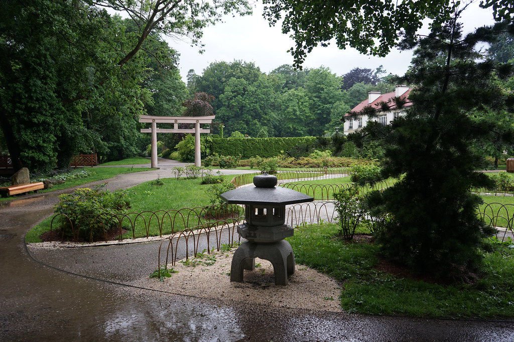 Jardin japonais au parc d'Oliwa à Gdansk.