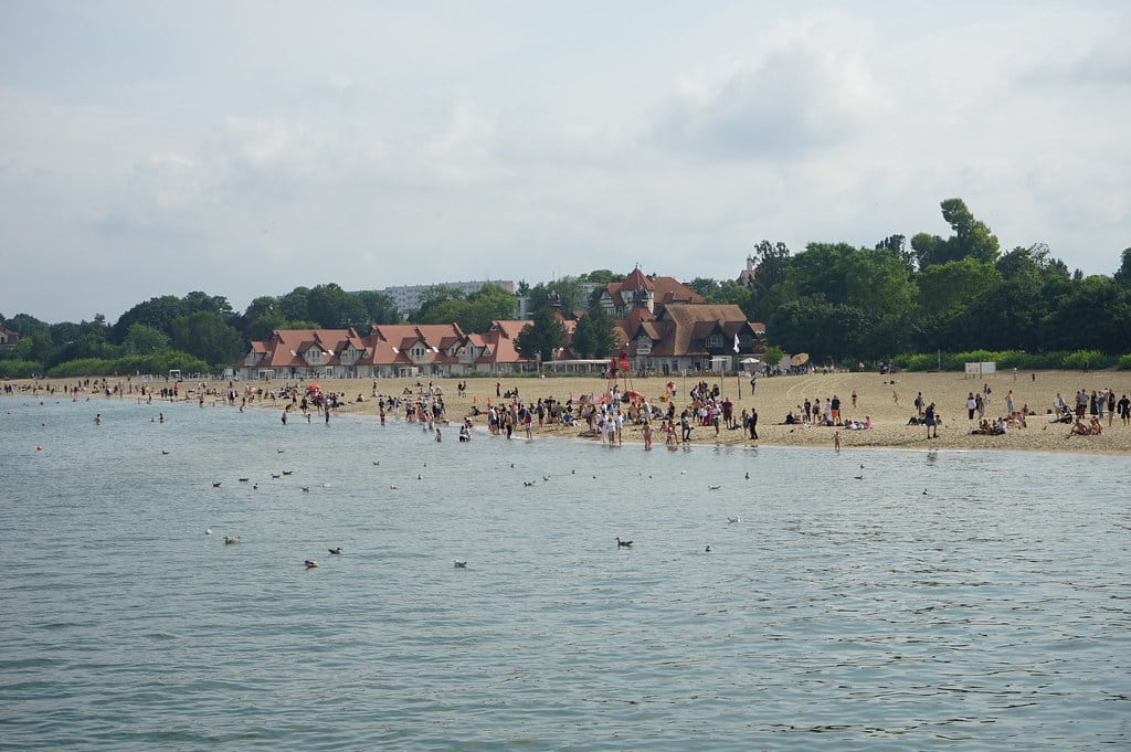 Sur la plage de Sopot.