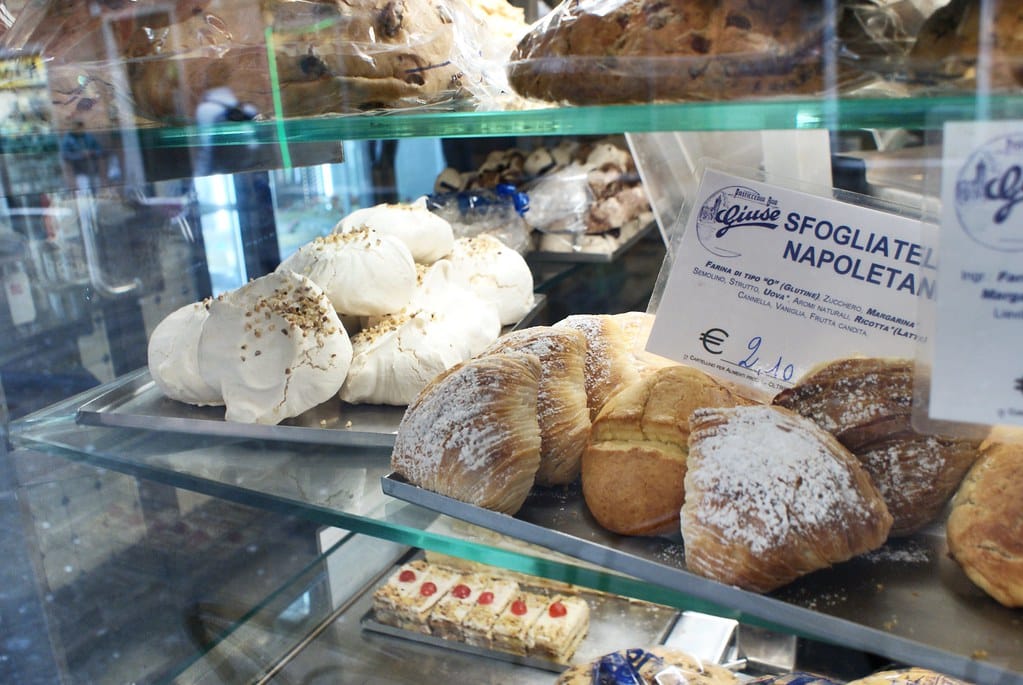 Douceurs napolitaines de la patisserie Giuse Genova à Gênes.