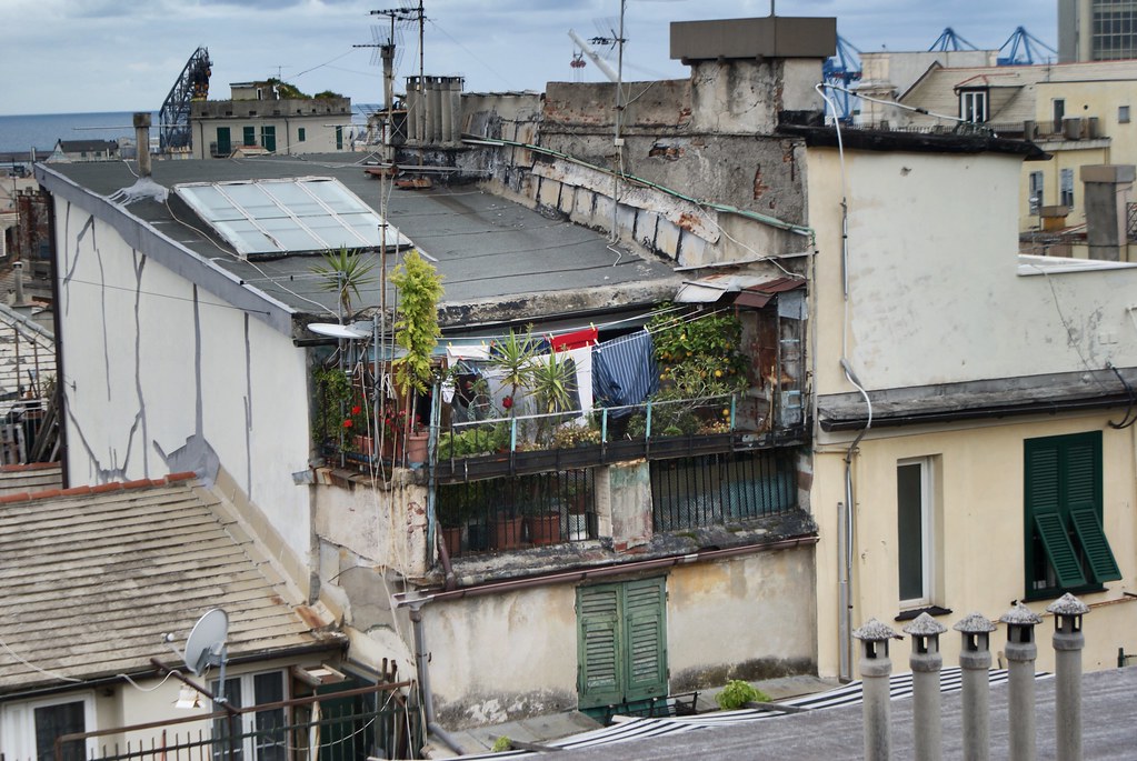 Sur les toits du quartier de Maddalena à Gênes.