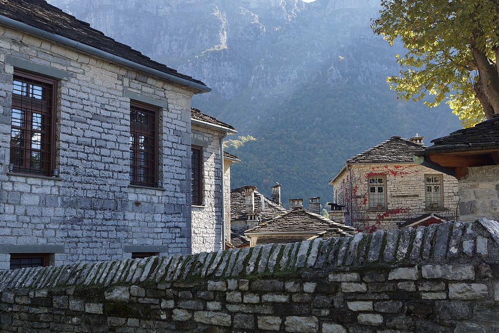 Lire la suite à propos de l’article 6 villages méconnus en Grèce continentale à découvrir