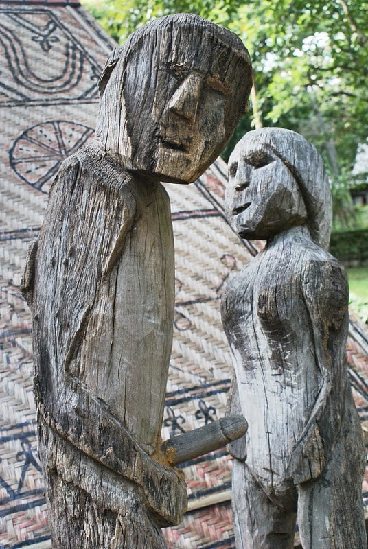 Une érection de l’au de là au musée ethnographique d’Hanoi.