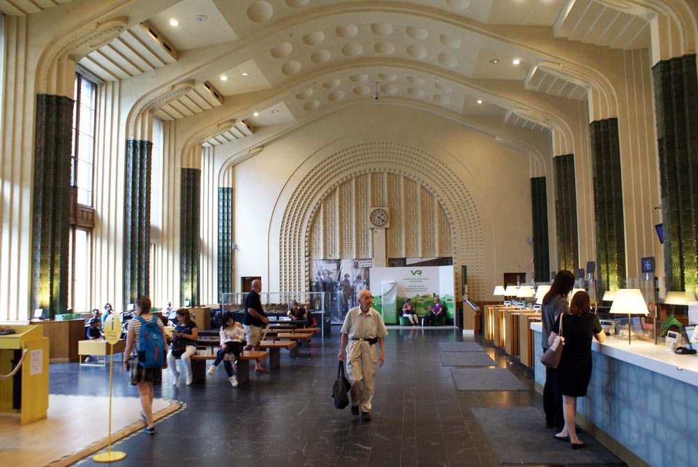 Intérieur de la gare d'Helsinki.