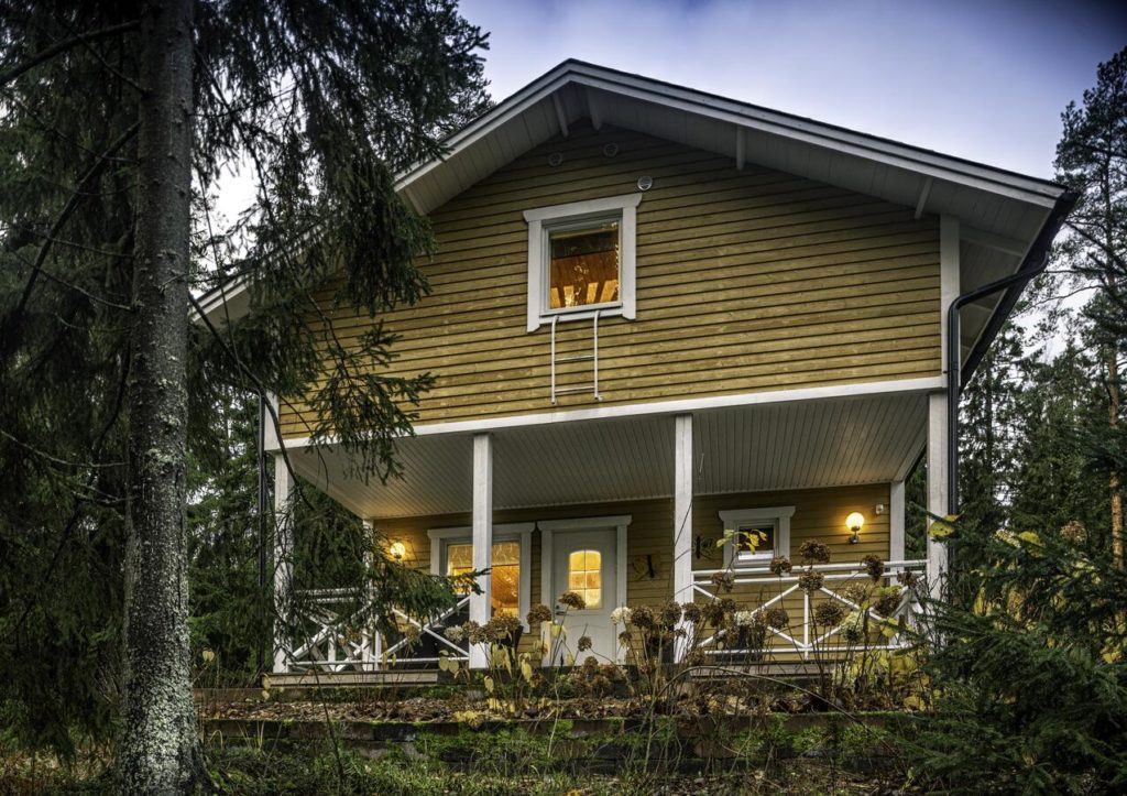 Hébergement Insolite près d'Helsinki dans un chalet en bois.