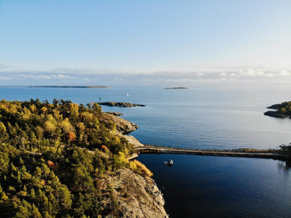 Hébergement insolite près d'Helsinki avec cet igloo flottant !