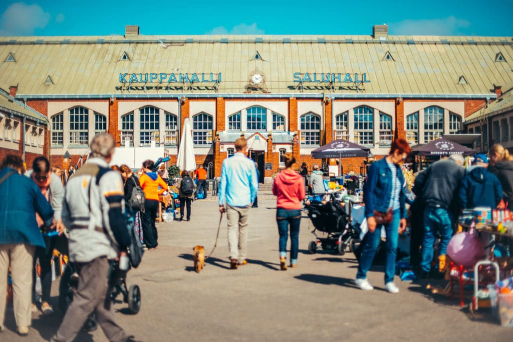 Halle-marché d'Helsinki : Hietalahden kauppahalli.