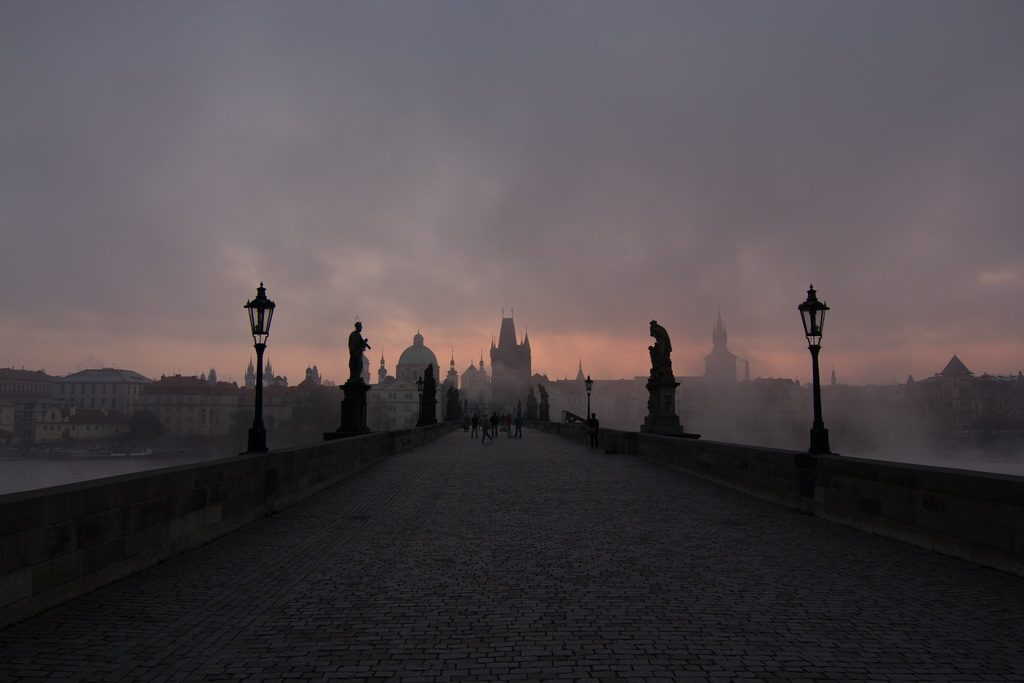 Autre point de vue du Pont Charles à Prague.