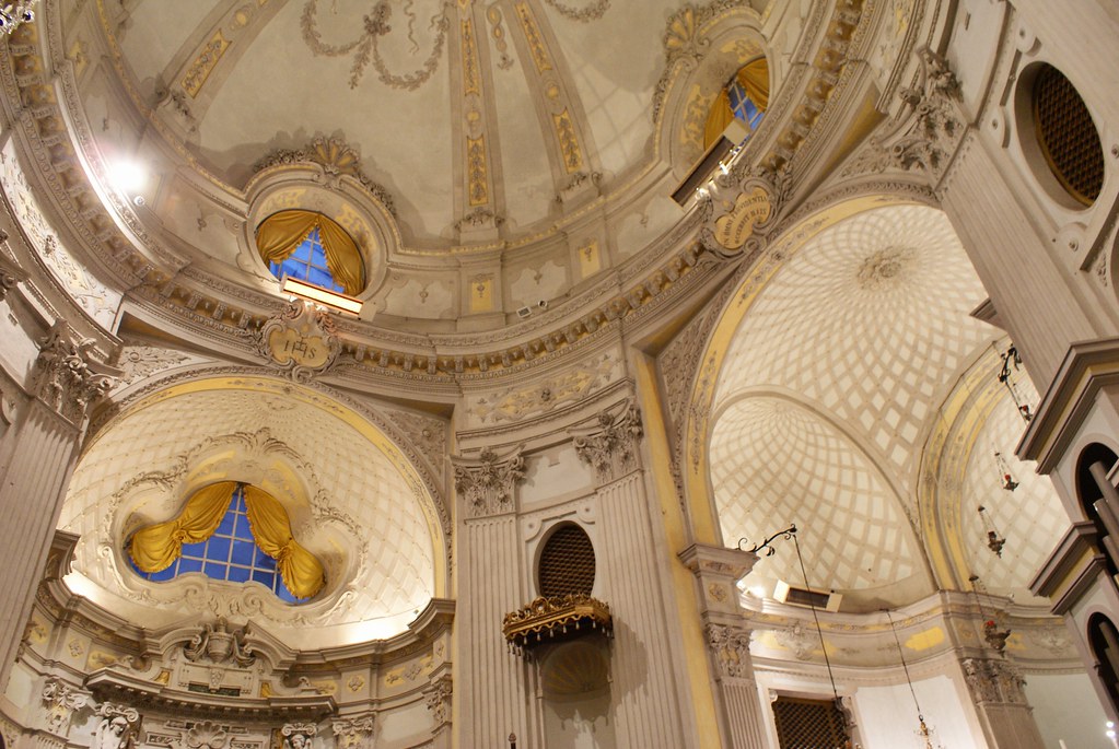 > Eglise San Torpete, petite merveille baroque à Gênes.