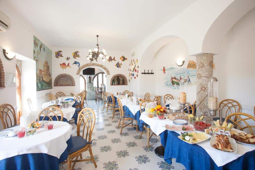 Restaurant de l'Hotel Casa Giuseppina à Sant Angelo, Ischia.