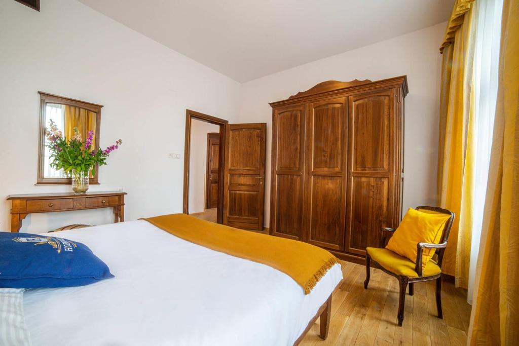 Chambre de l'hotel Hornigold W Zielonej Kamienicy à Katowice.