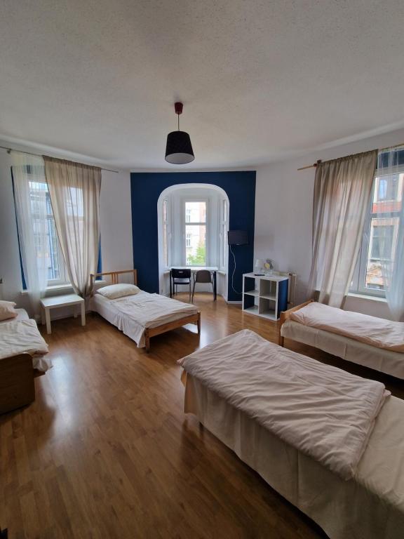 Chambre de l'hotel Kaktus Guesthouse à Katowice.