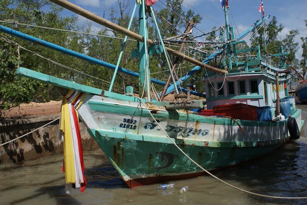 Bateaux de pêche à Koh Lanta.