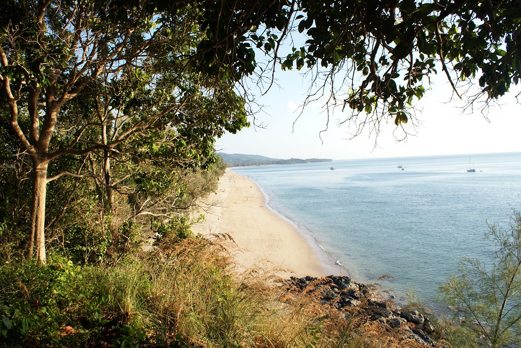 Long Beach à Koh Lanta, vue du nord vers le sud.