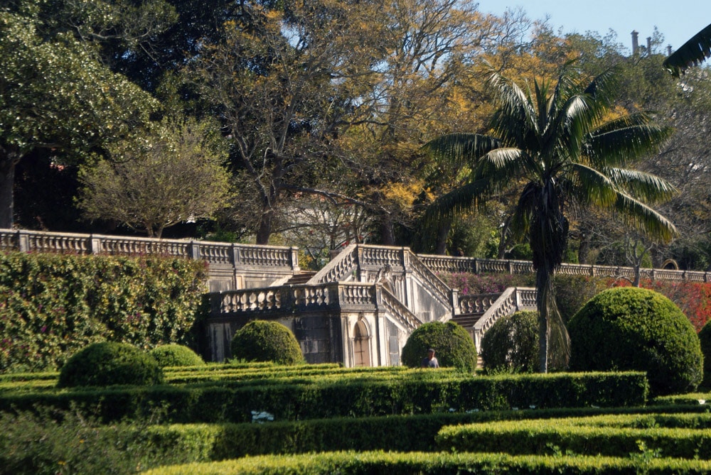 Escalier baroque monumental du Jardin botanique d'Ajuda à Lisbonne