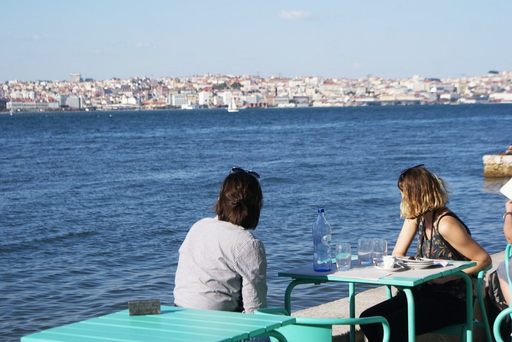 Restaurant au bord de l'eau de la rive sud de Lisbonne : Juste exceptionnel !