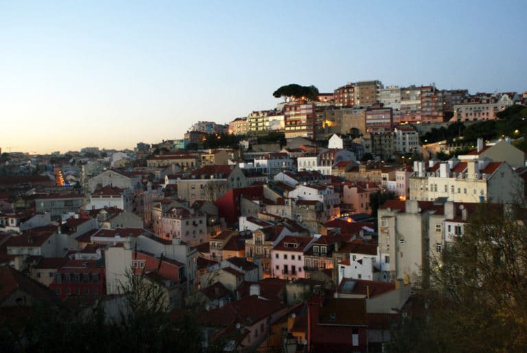 Vue depuis le café Garagem à Lisbonne.