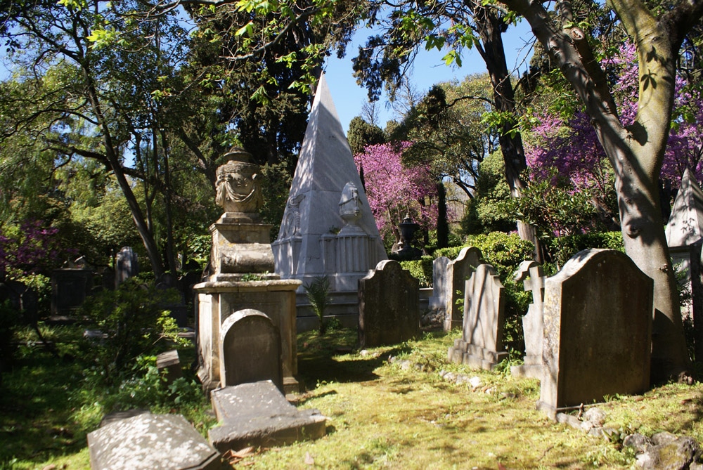 Dans le cimetière anglais de Lisbonne.