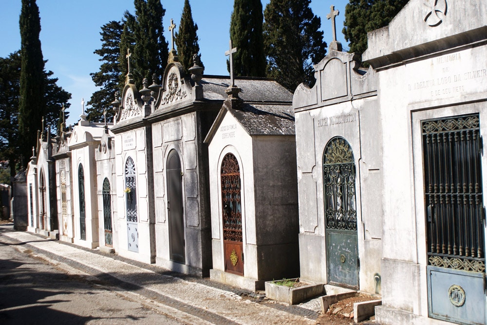 Cimetières de Prazeres ou "des plaisirs" à Lisbonne.