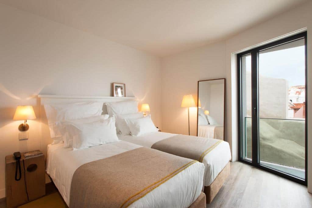 Chambre de l'hotel design Memmo Alfama.
