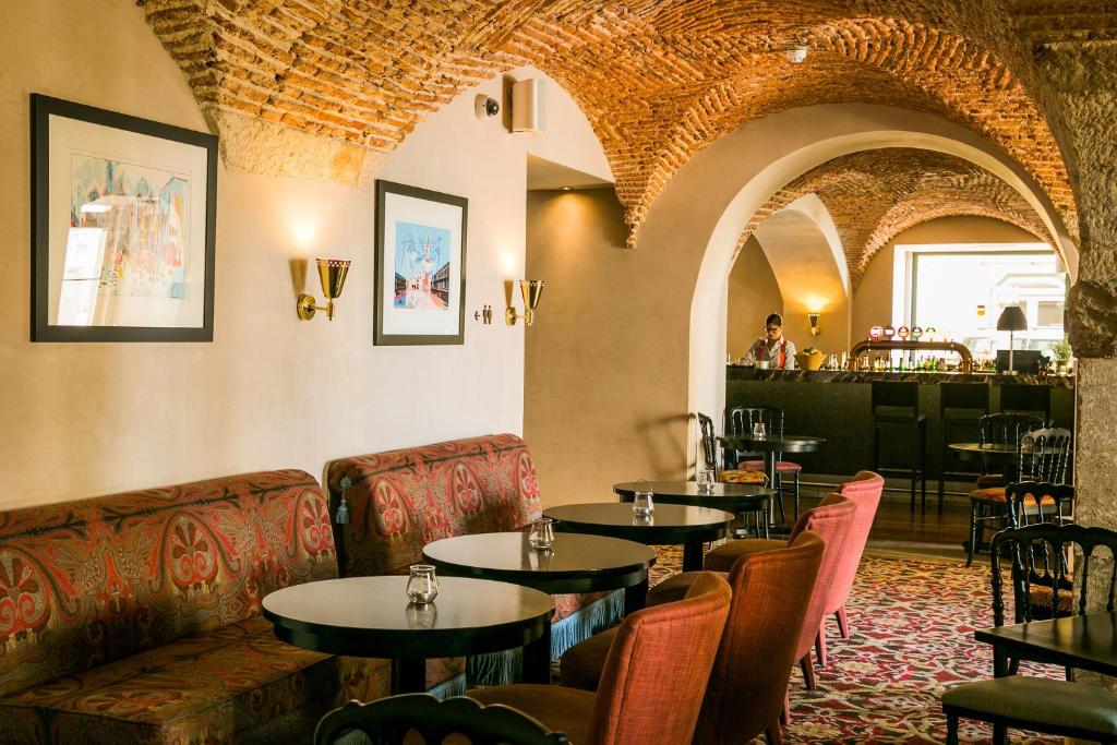 Bar de l'hotel de luxe Pousada Lisboa à Lisbonne.