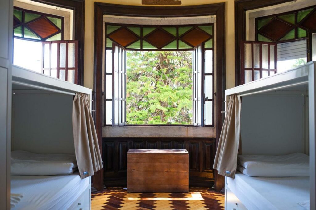 Chambre de l'auberge Sant Jordi Hostels à Lisbonne.