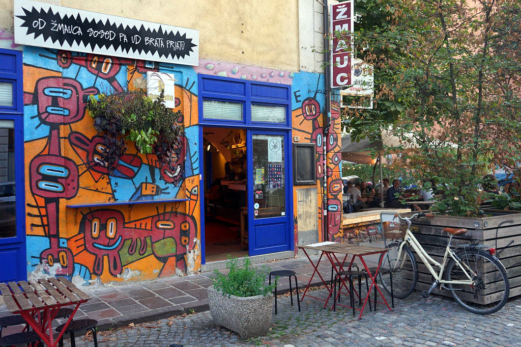 Bar Zmauc dans une des rues les plus funky de la ville.